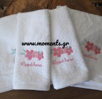 Πετσέτα μπομπονιέρα βάπτισης με κέντημα λουλούδια για κορίτσι